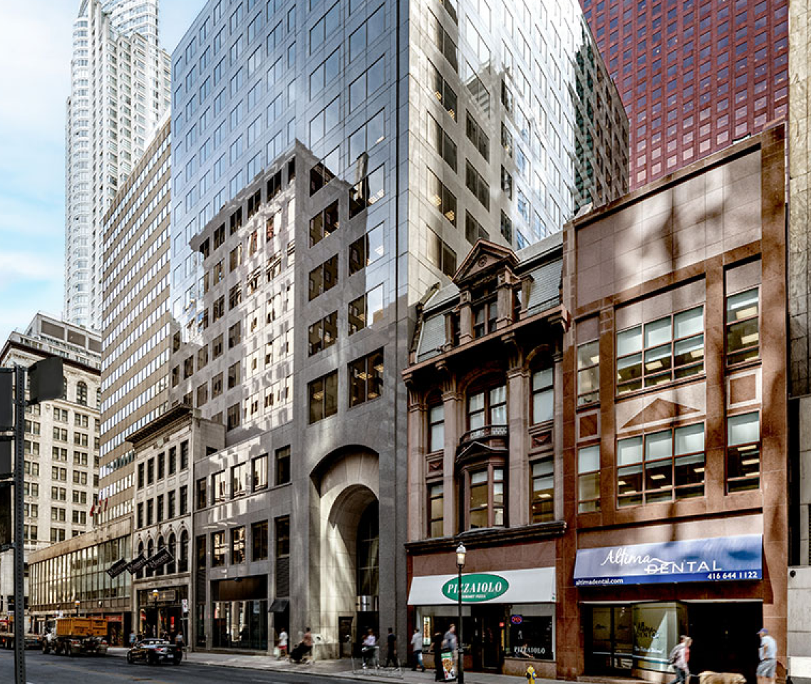100 Yonge St